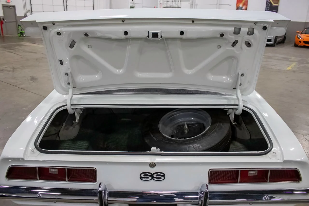 1969 Chevrolet Camaro SS — gallery view 8