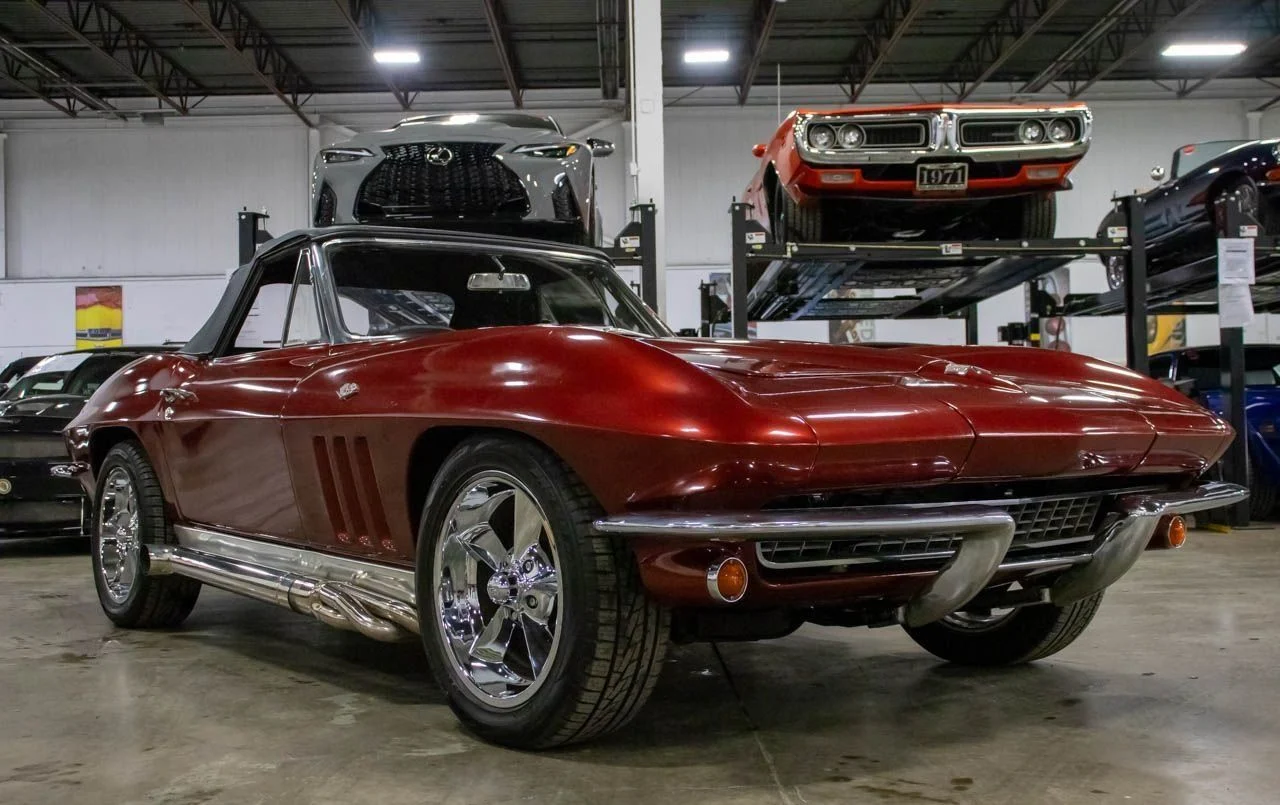 1965 Chevrolet Corvette — gallery view 4