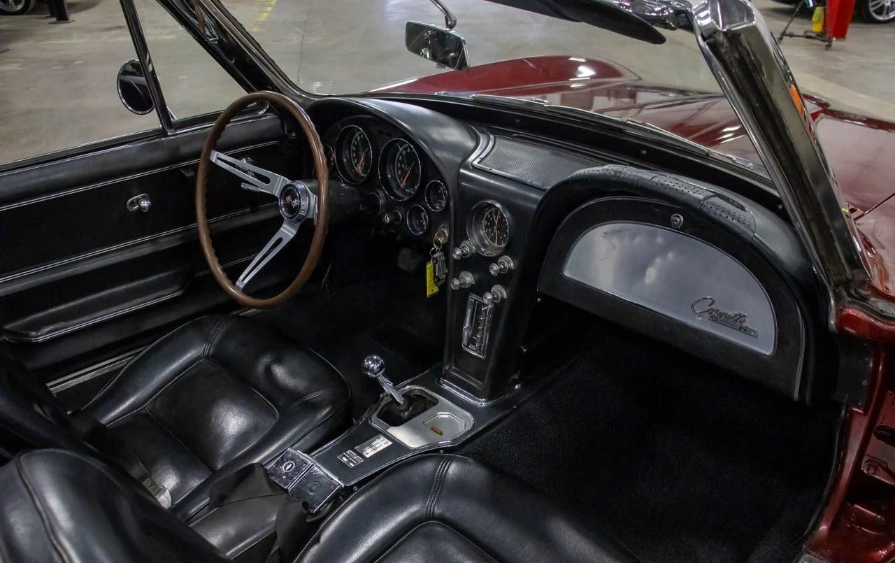 1965 Chevrolet Corvette — gallery view 10