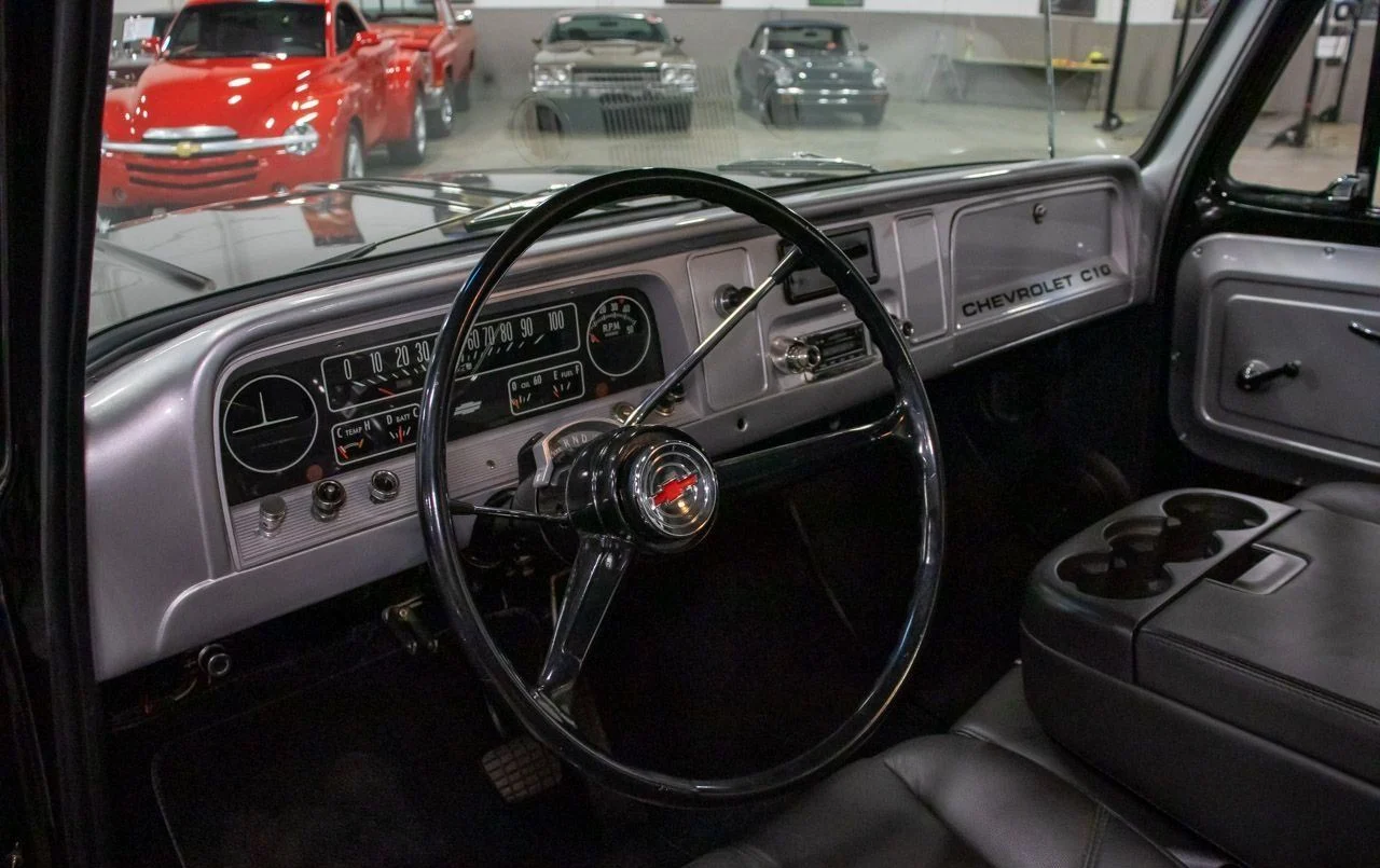 1964 Chevrolet C10 — gallery view 11