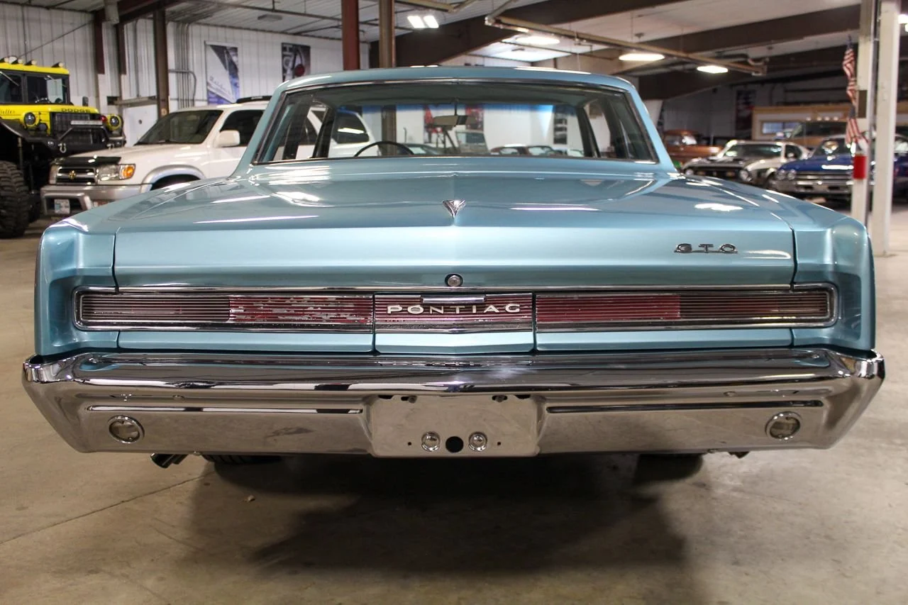 1964 Pontiac GTO — gallery view 7